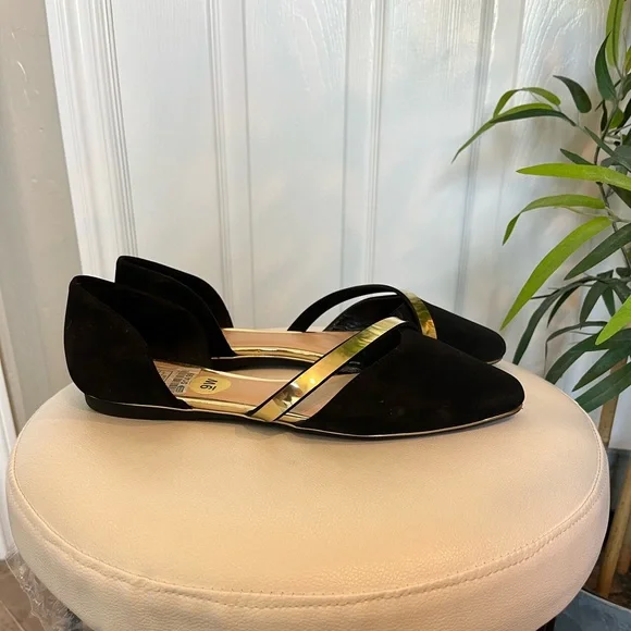 NWT Andiamo brand black flat with gold accents - Picture 2 of 15